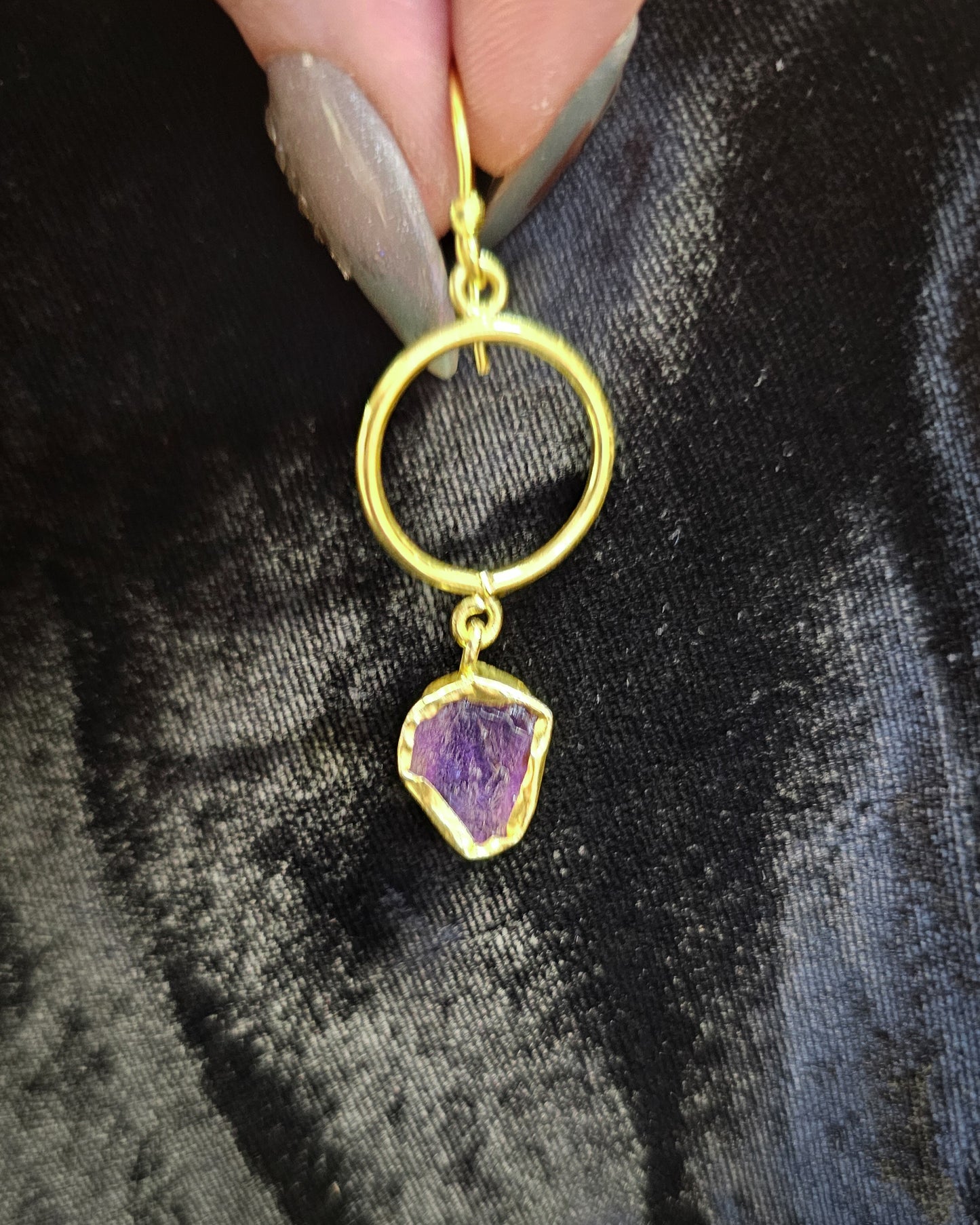 Raw Amethyst Dangle Earring
