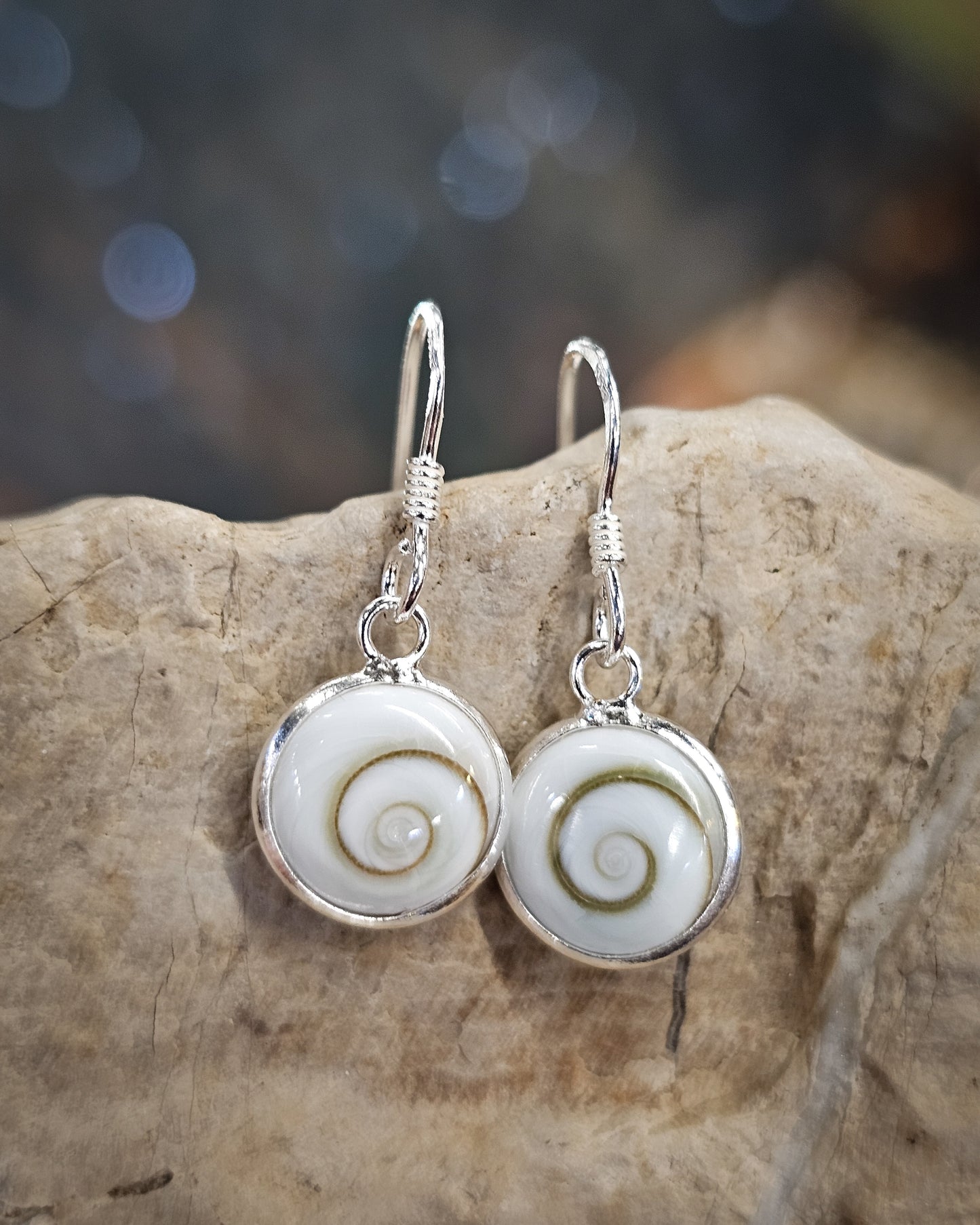 Round Catseye Earrings
