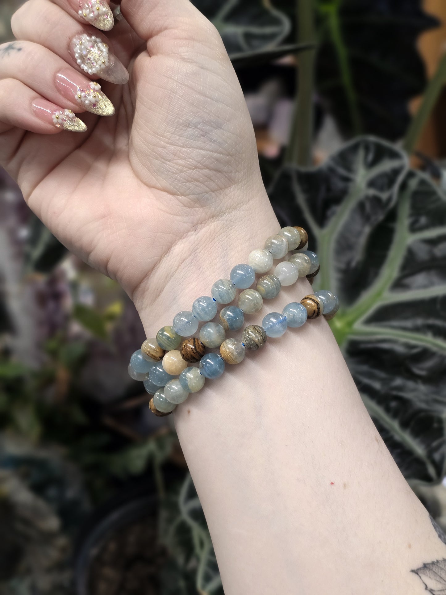 8mm Blue Onyx Bead Bracelet