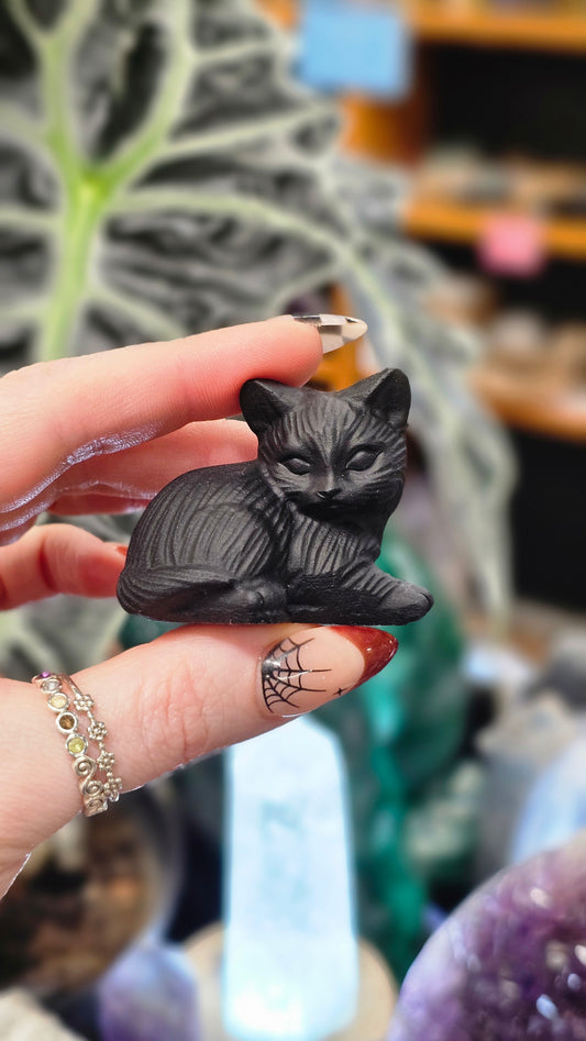 Black Onyx Cat Carving #1
