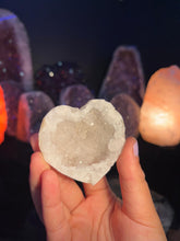 Load image into Gallery viewer, Agate Geode Heart
