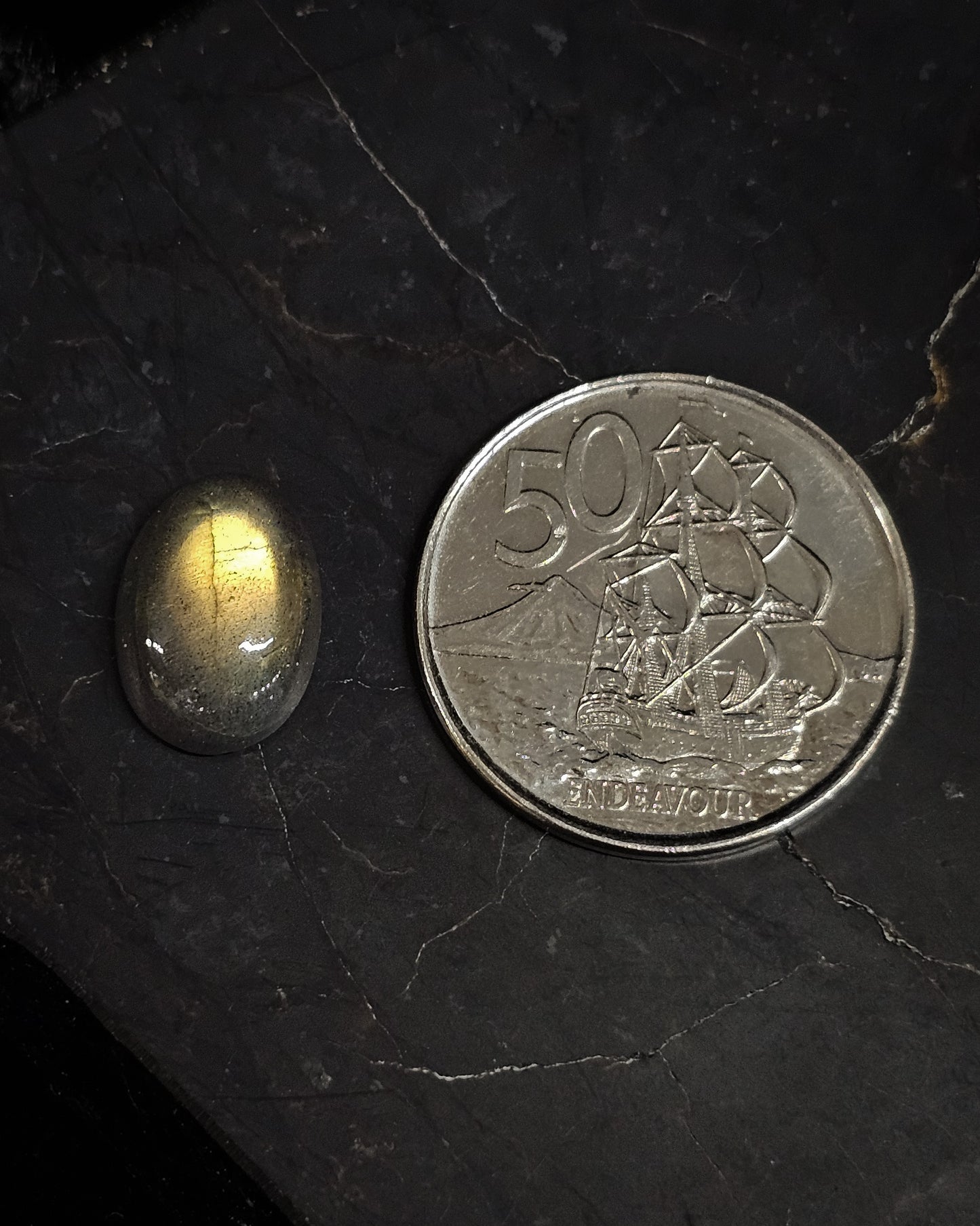 Labradorite Cabochon 1.19g
