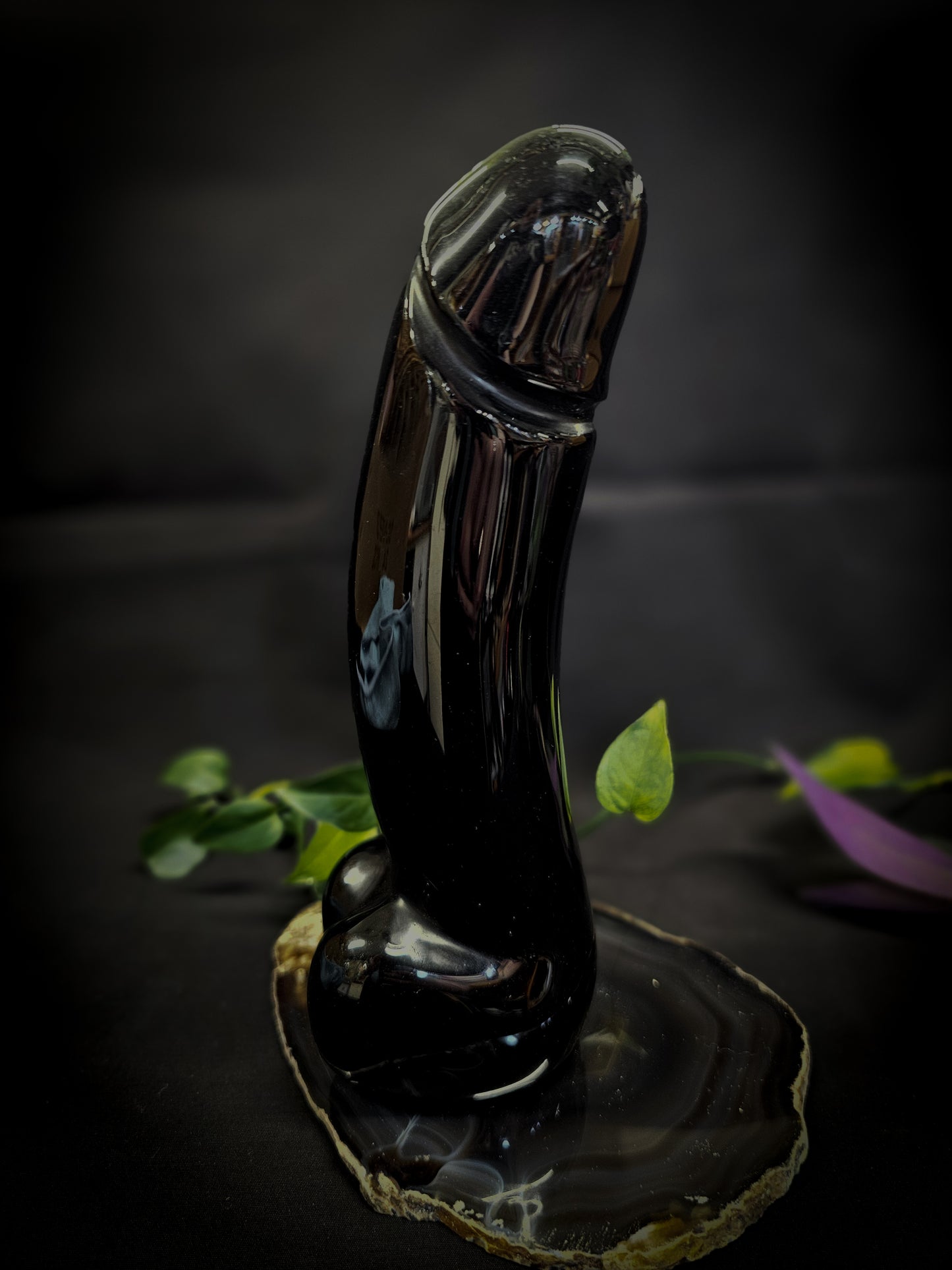 Black Obsidian Dong