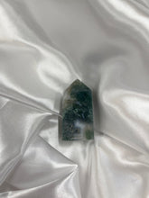 Load image into Gallery viewer, Moss Agate Towers

