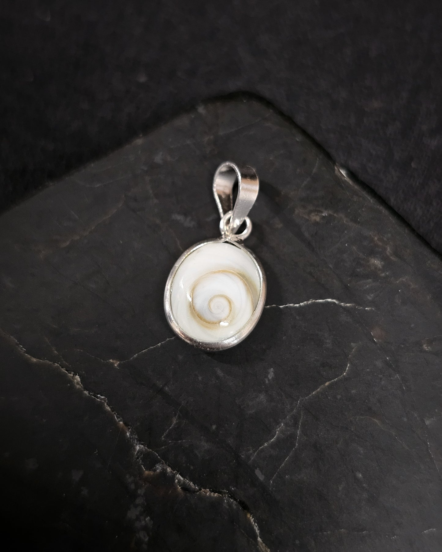 Small Oval Cat's Eye Pendant