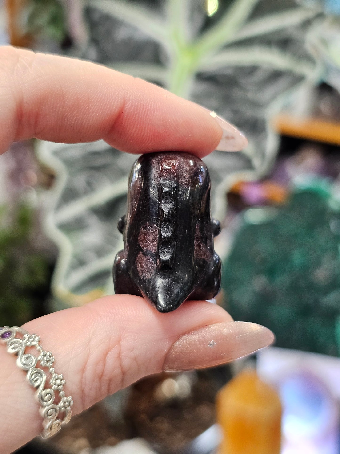 Garnet in Astrophyllite Dinosaur