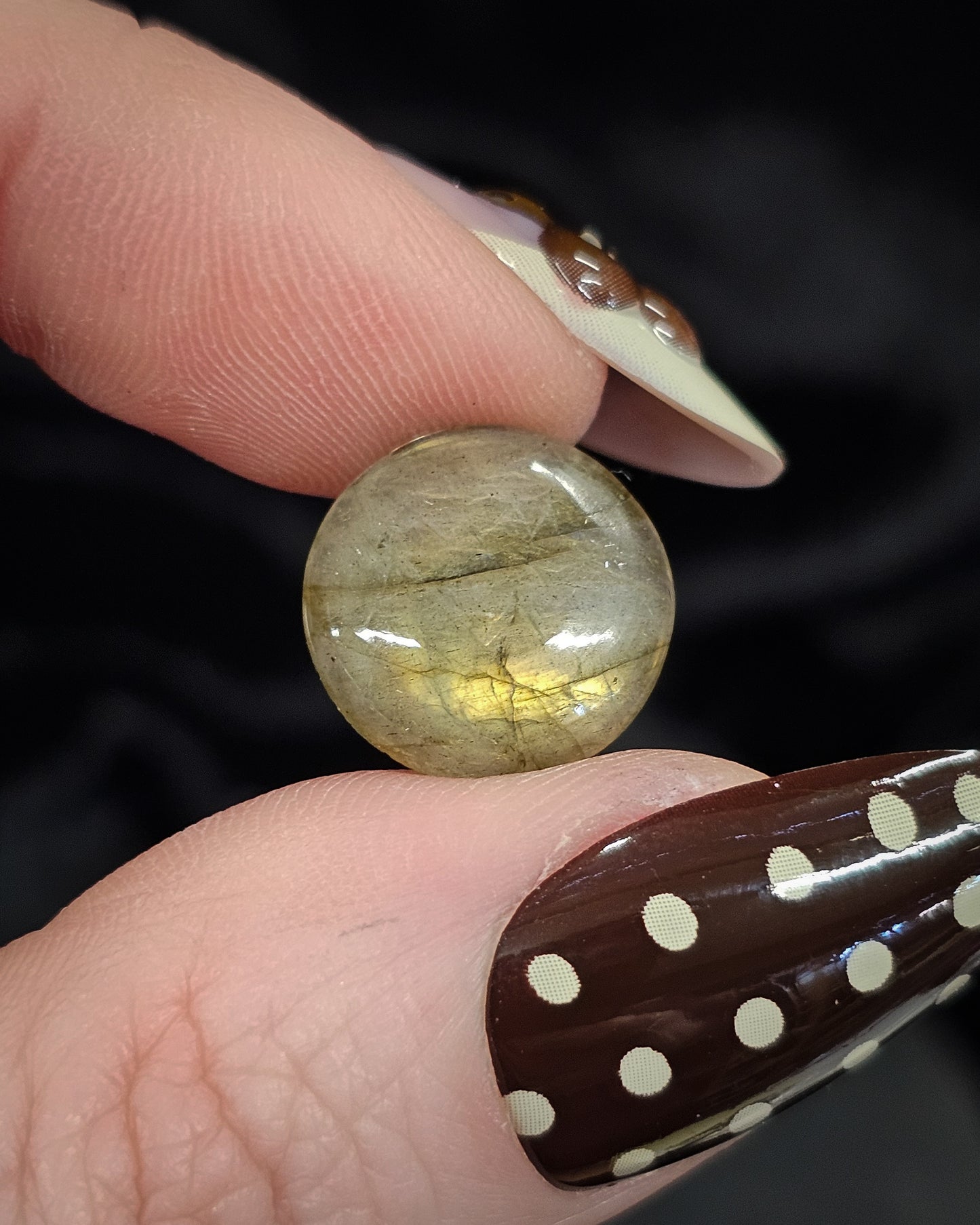 Labradorite Cabochon 1.39g