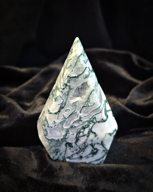 Moss Agate Arrowhead Tower