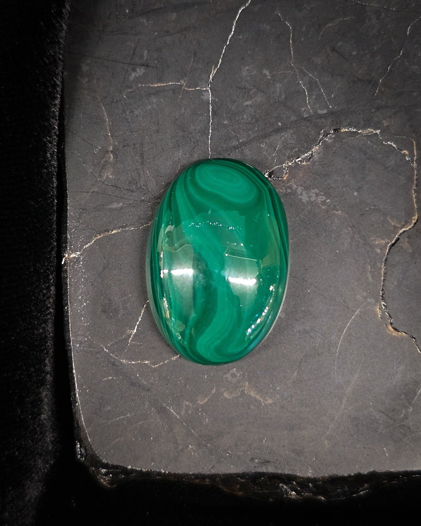 Malachite Cabochon 7.68g