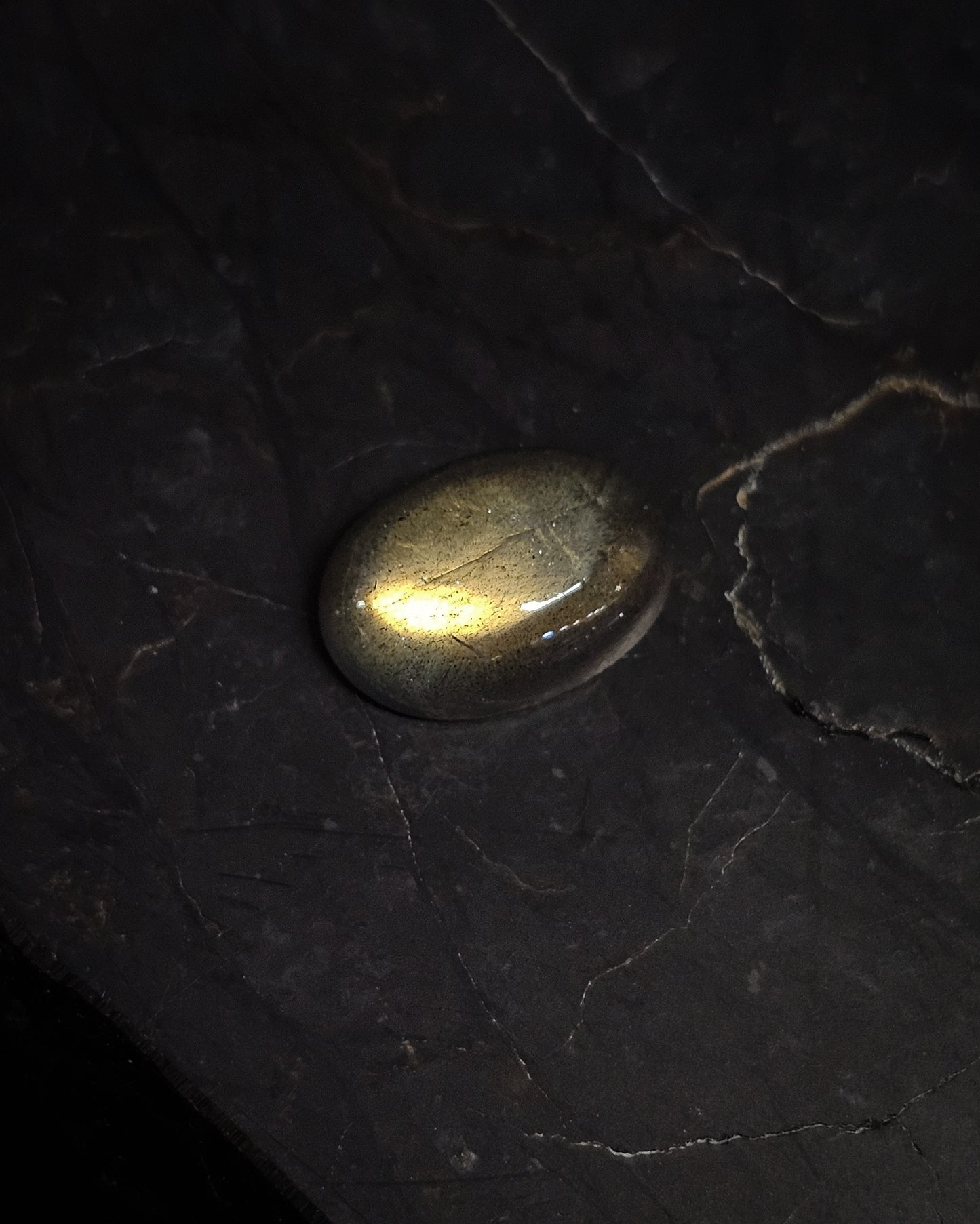 Labradorite Cabochon 1.19g