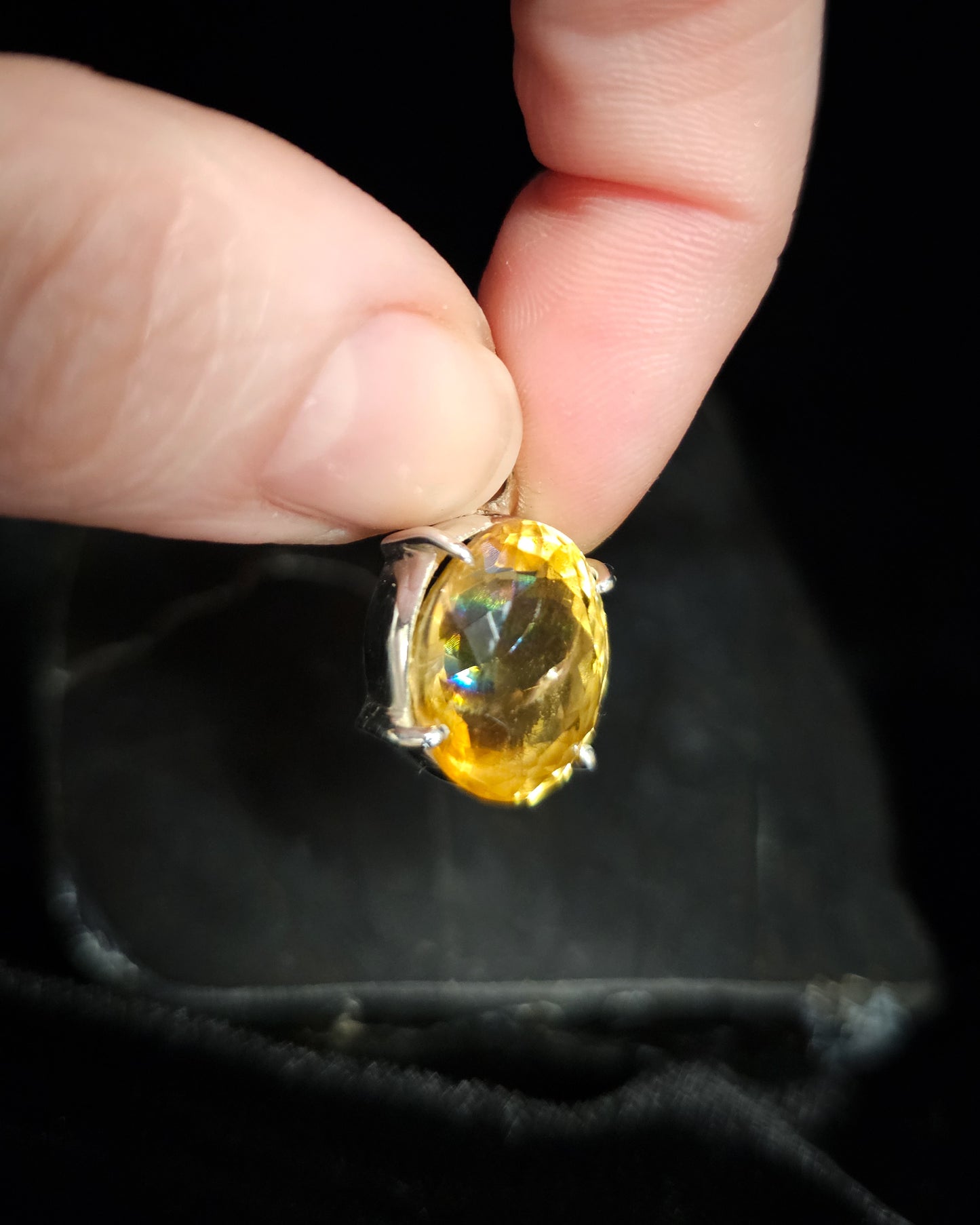 Oval Citrine Pendant