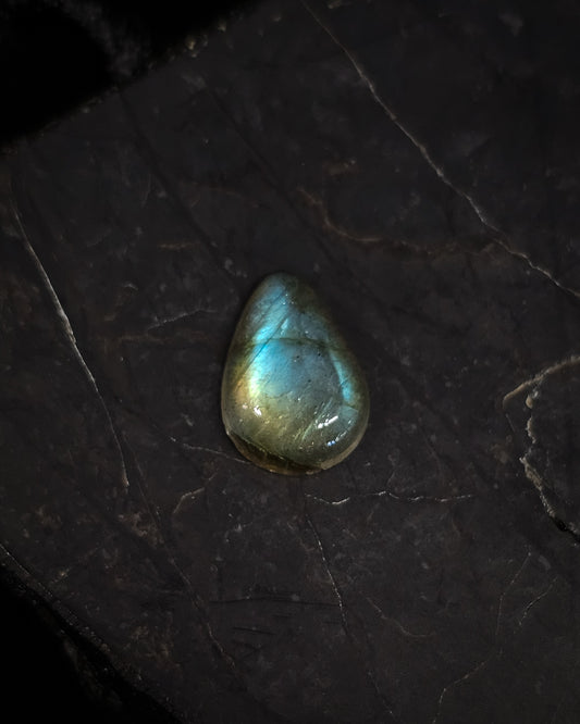 Labradorite Cabochon .82g