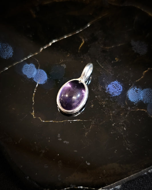 Small Oval Amethyst Pendant