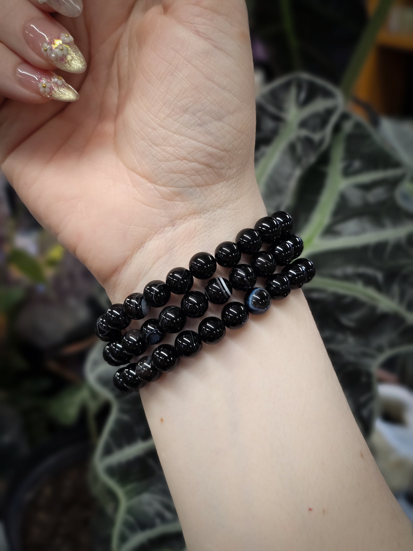 8mm Black Banded Agate Bead Bracelet