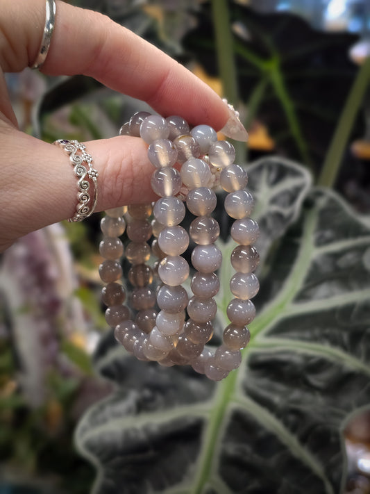 8mm Grey Agate Bead Bracelet