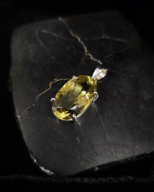 Oval Citrine Pendant