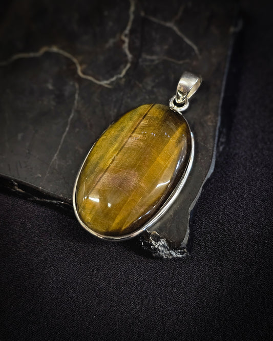 Large Oval Tiger’s Eye Pendant