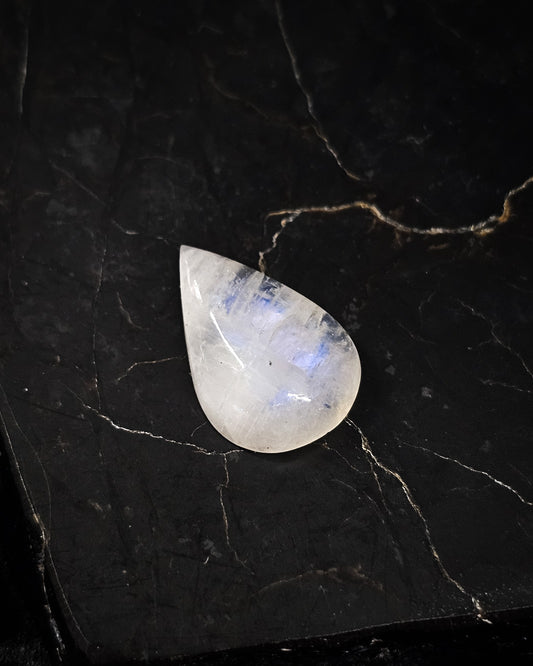 Rainbow Moonstone Cabochon 3.19g