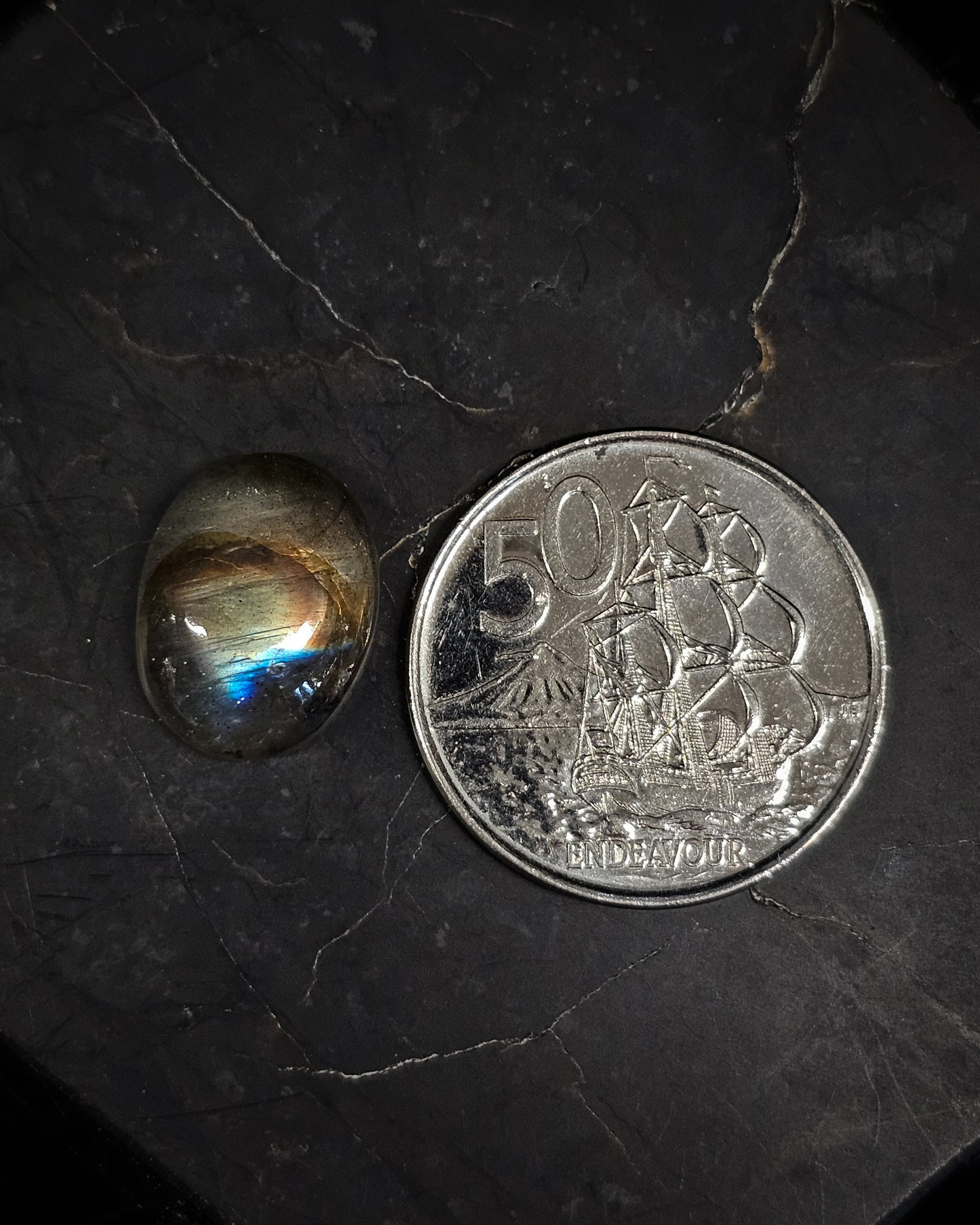 Labradorite Cabochon 1.86g